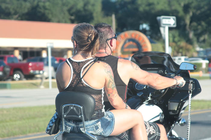 abikers-riding-motorcycle-3047