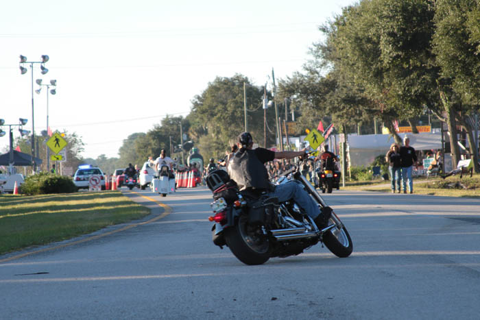 bikers-riding-motorcycle-3091