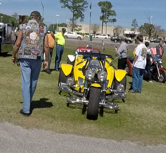 bikers-at-daytona-ba