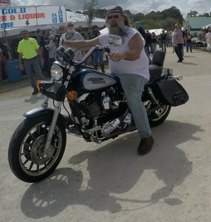 bikers-at-daytona-m