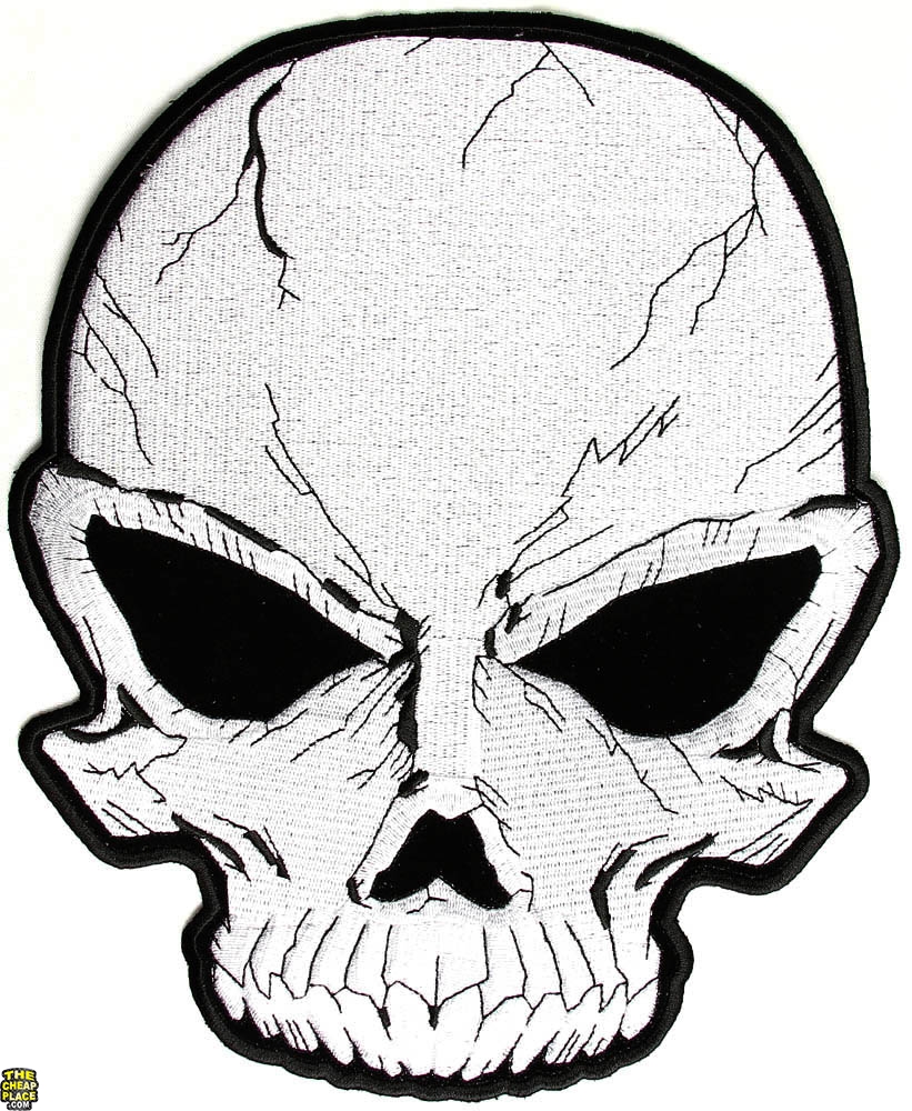 Large cracked skull patch grey