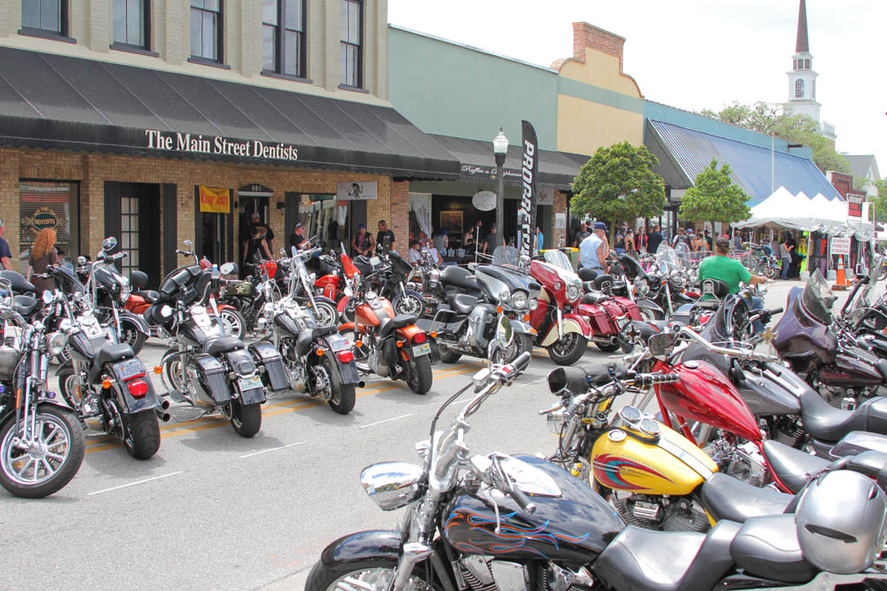 Bikers and their Patches: Photos From Leesburg Bike Fest 2016