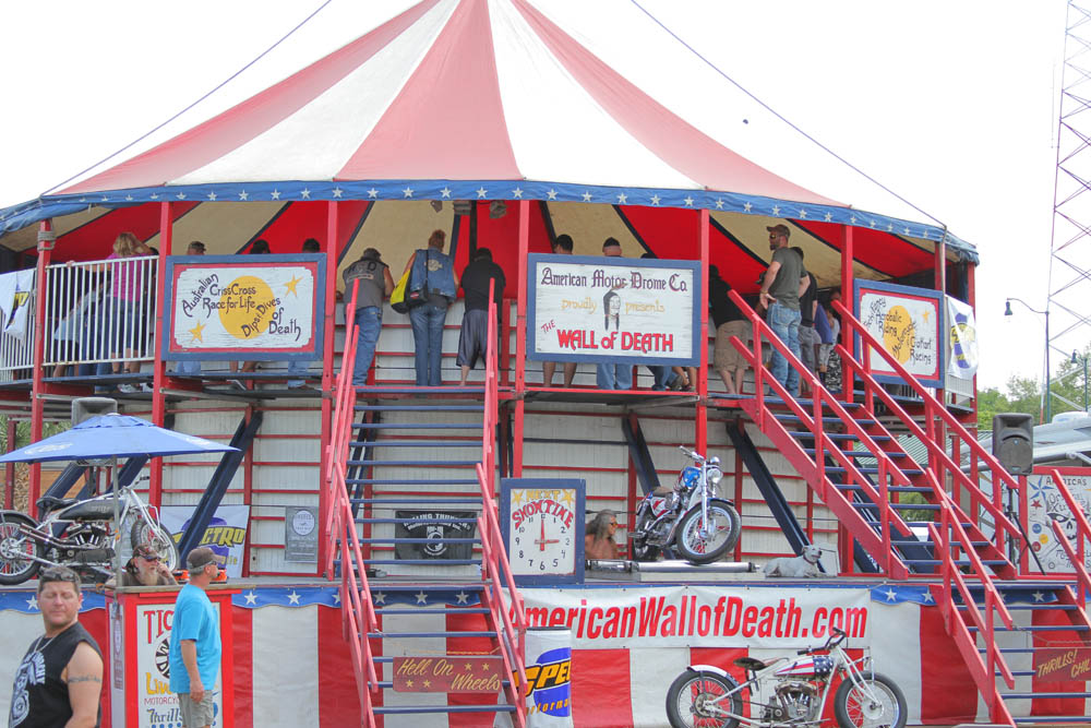 Leesburg Bike Fest 2016 has started