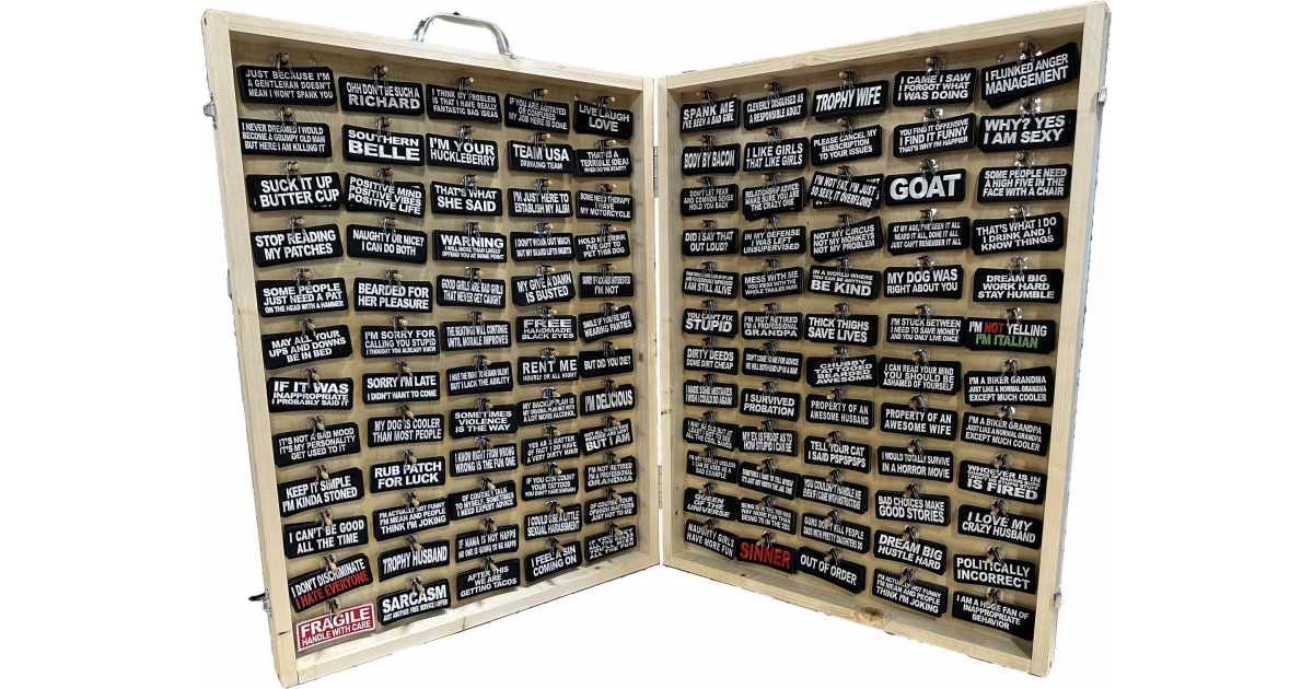 Patch Briefcase Display by Ivamis Patches