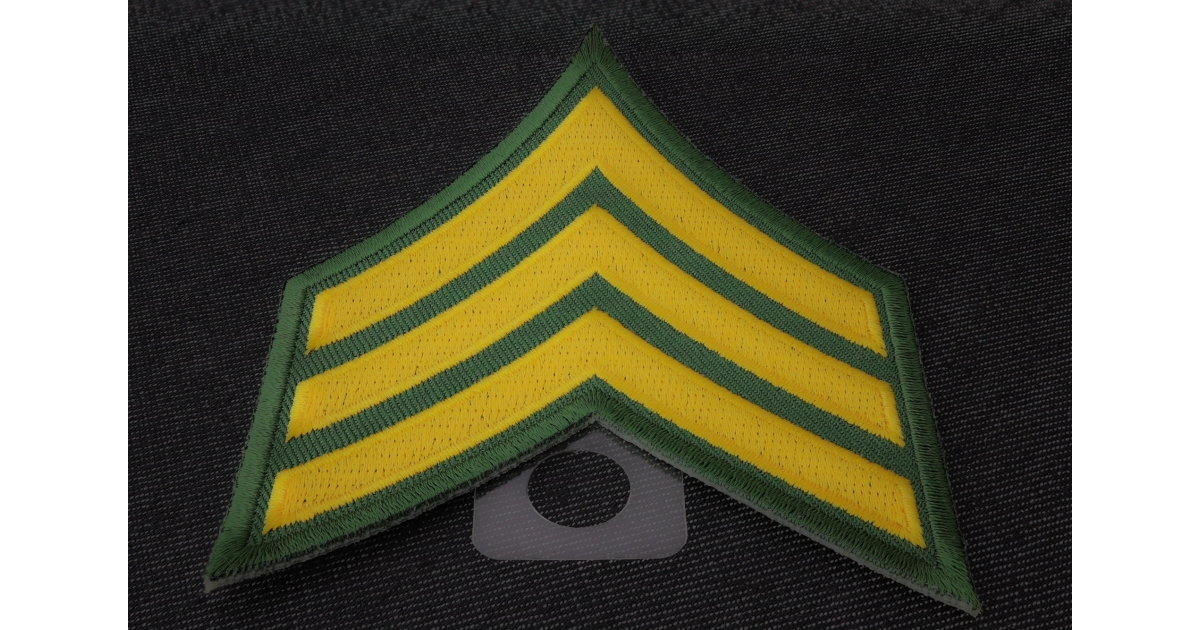 SERGEANT バッジ pinhand_1296x_8c143372-f53d-
