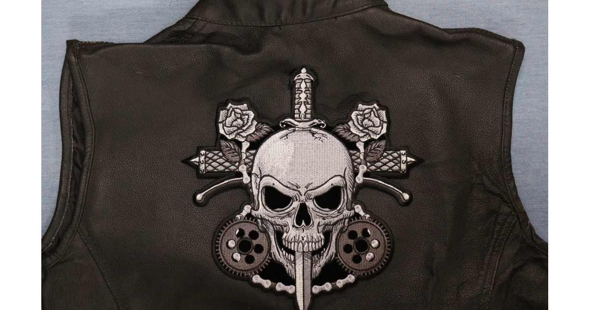 Skull and Roses Patch by Ivamis Patches