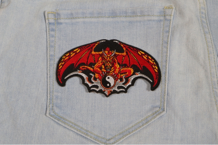 Dragon Patch With Yin Yang Small shown on jeans