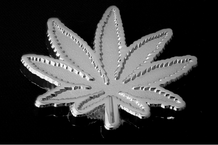 Pot Leaf Pin