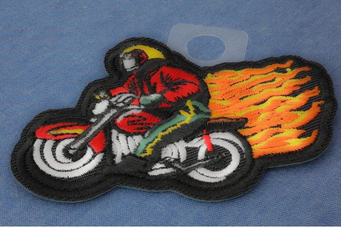 Buy CHARGER FLAMES EMBROIDERED SEW/IRON ON PATCH In Mukwonago - Foto 9
