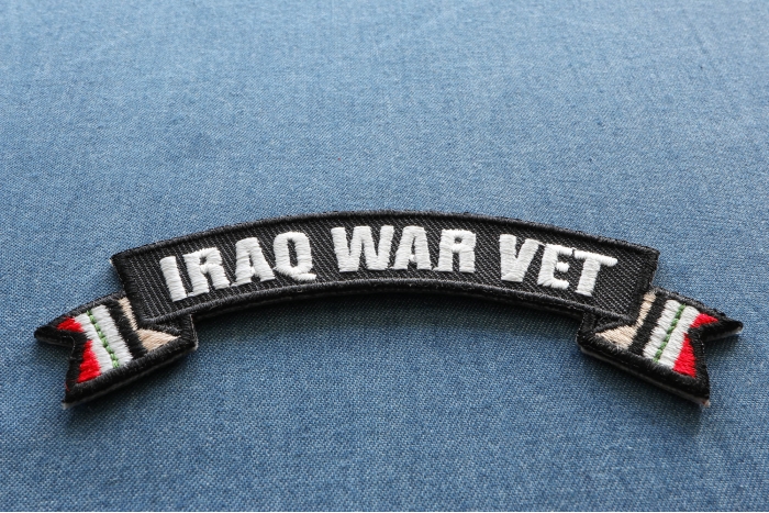 Iraq War Vet Ribbon Small Rocker diagonal view