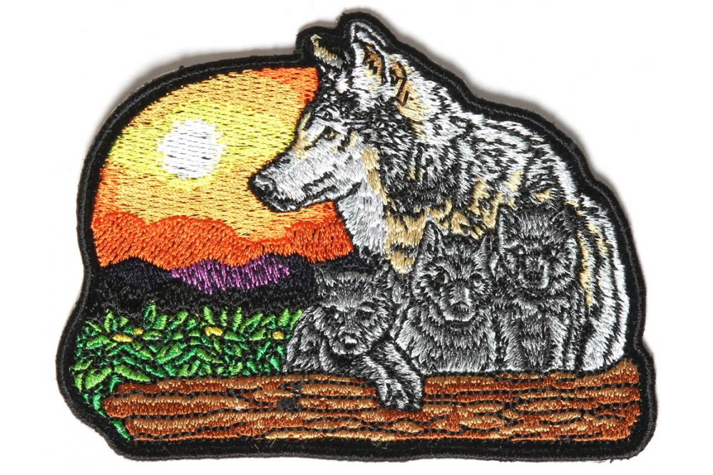 Wolf and Cubs Small Patch